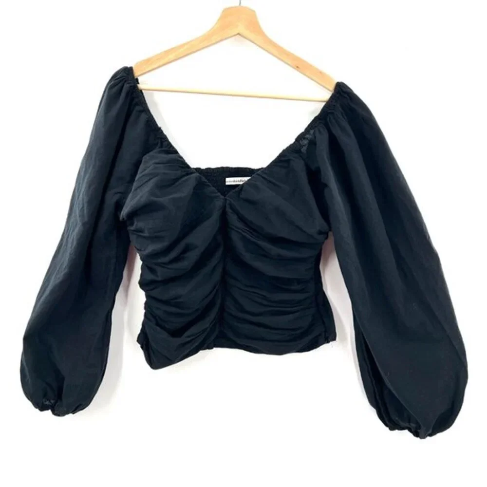 Abercrombie & Fitch‎ cropped puff sleeve poet blouse smocked peasant top black L